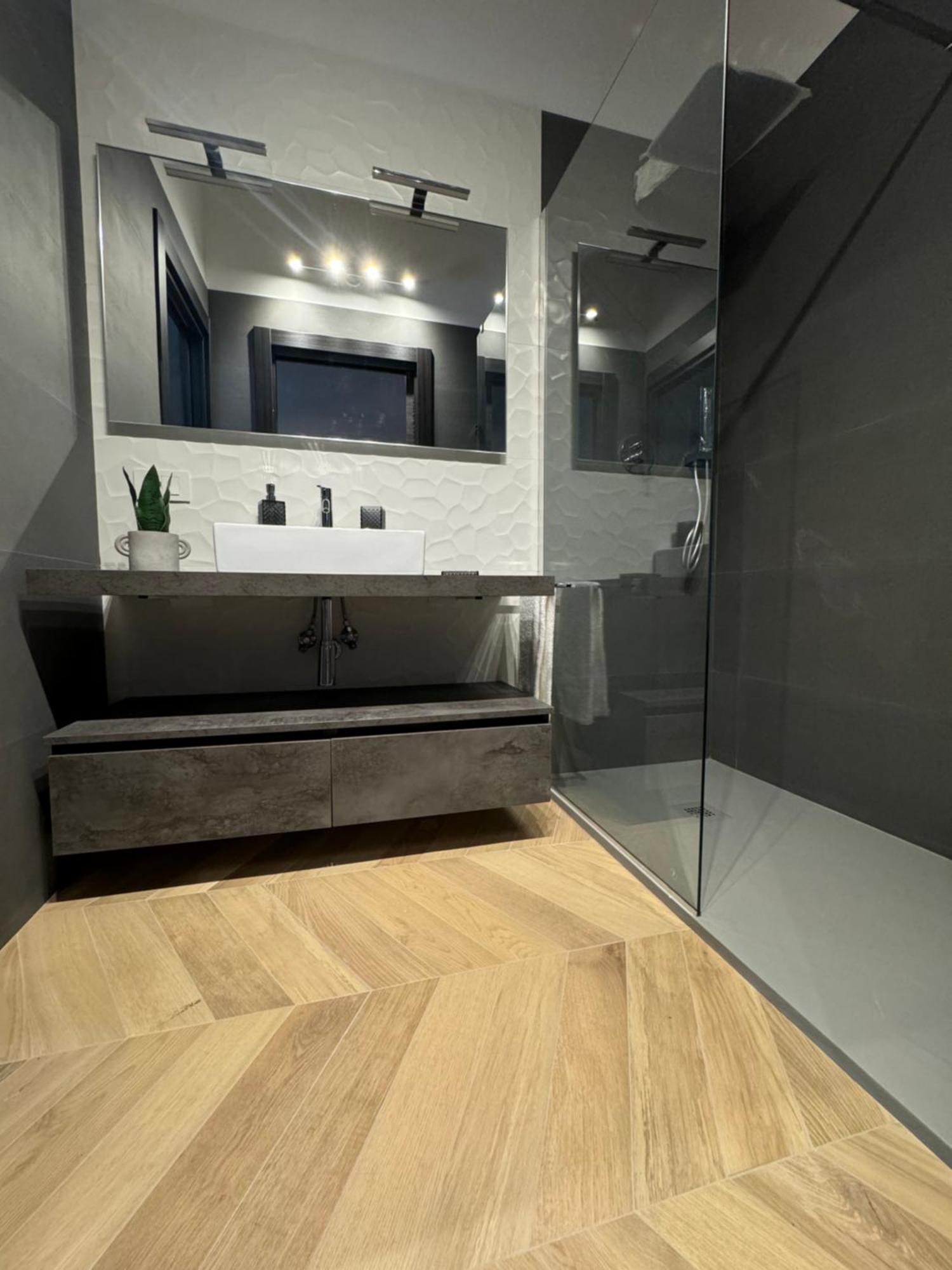 Sky Luxury Rooms Nettuno Extérieur photo