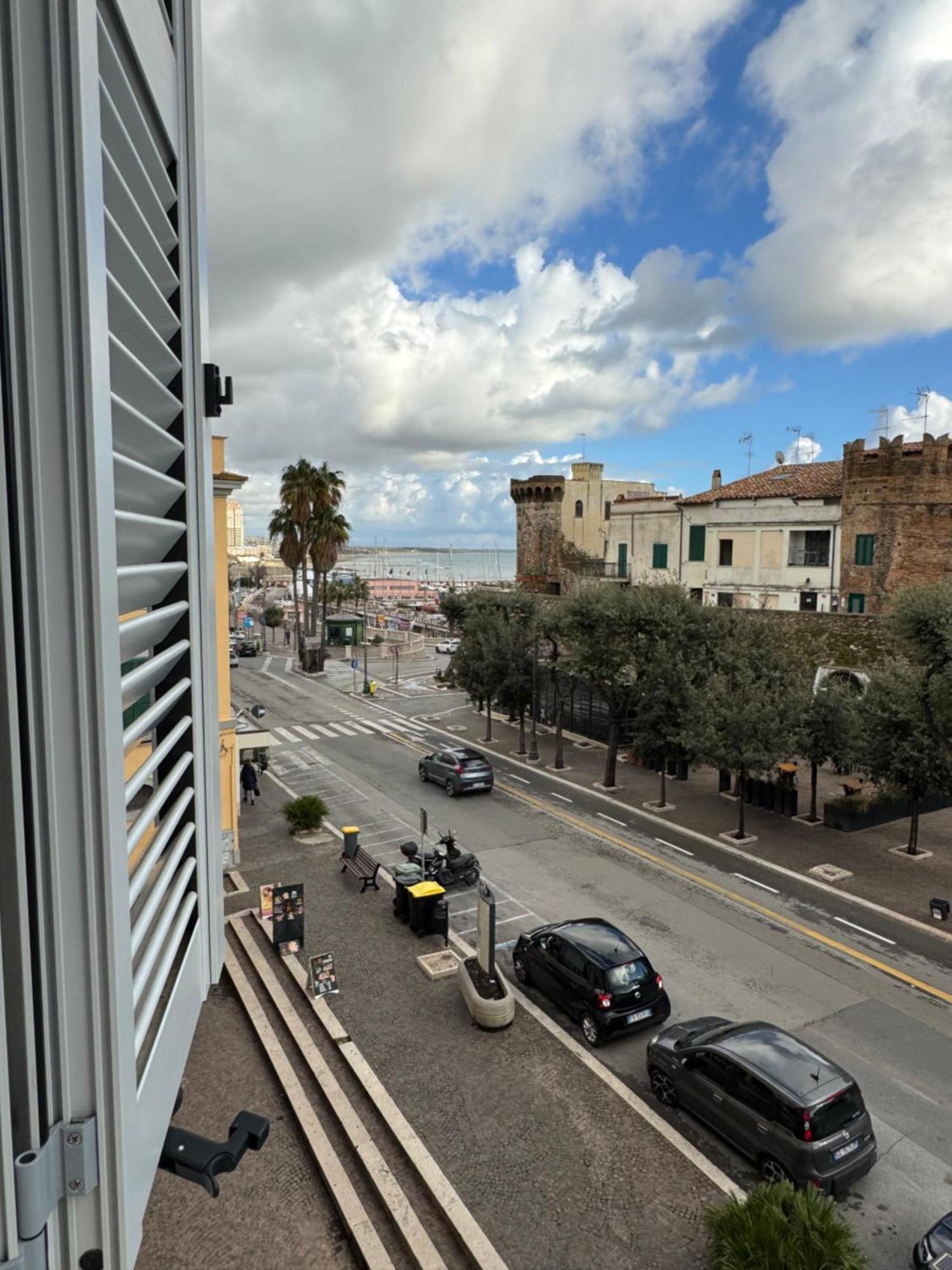 Sky Luxury Rooms Nettuno Extérieur photo
